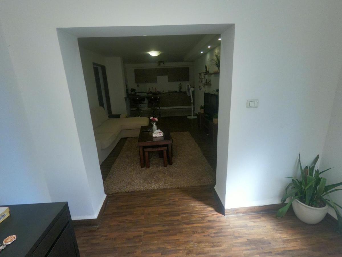 Karrain Villa-The Apartment Мадаба Экстерьер фото